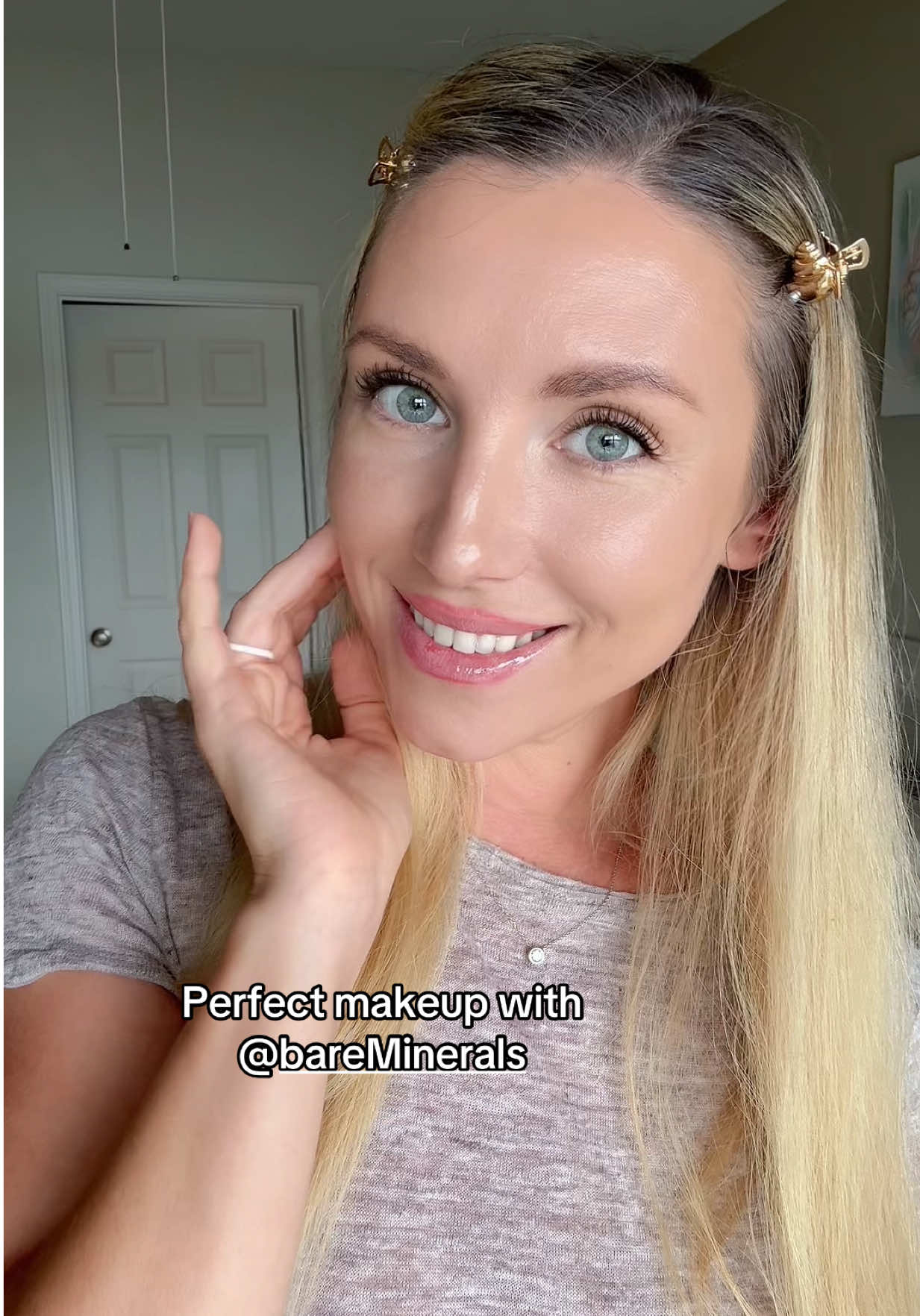 Perfect complexion with my favorite foundation from @bareMinerals 👌💖 To get yours use my link in bio😌🥰 #BetterBareClub #taskhashtag