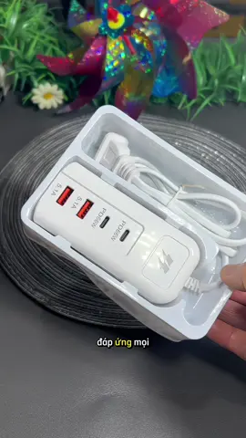 Ổ cắm sạc điện thoại có tới 5 cổng sạc và 1 cáp sạc #bosacdanang #sacnhanh 