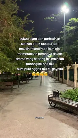 gaya nungging akakaka #purapura #bohong #maindrama #pentasseni #foryoupage❤️❤️ 