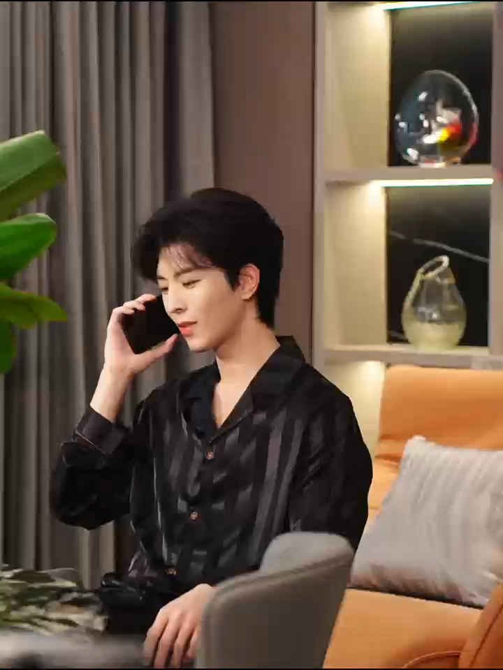 【短花絮BTS】垂涎ABO Desire|盛少游的片場日記～ #ABODesire #DesireTheSeries Sheng Shaoyou's Set Diaries~  每週六晚8點，全球同步更新上線🌏 Every Saturday at 8 PM(Beijing Time) - New Episode Updates Worldwide🌏 #垂涎 #ABODesire #abodesire #desiretheseries #desire #Desire #nongjian #omegaverse #bl #abo #ABO #boyslove #drama #dramaseries #blseries #bts #behindthescen