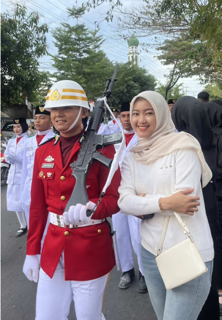 Bismillah Till jannah kesayanganku 🤍🕊️, #masyaallahtabarakkallah  #fyppppppppppppppppppppppp #suamiistribahagia #bhayangkariindonesia #couplegoals 