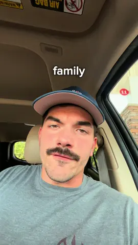 let ur day 1s know 🤔🤳