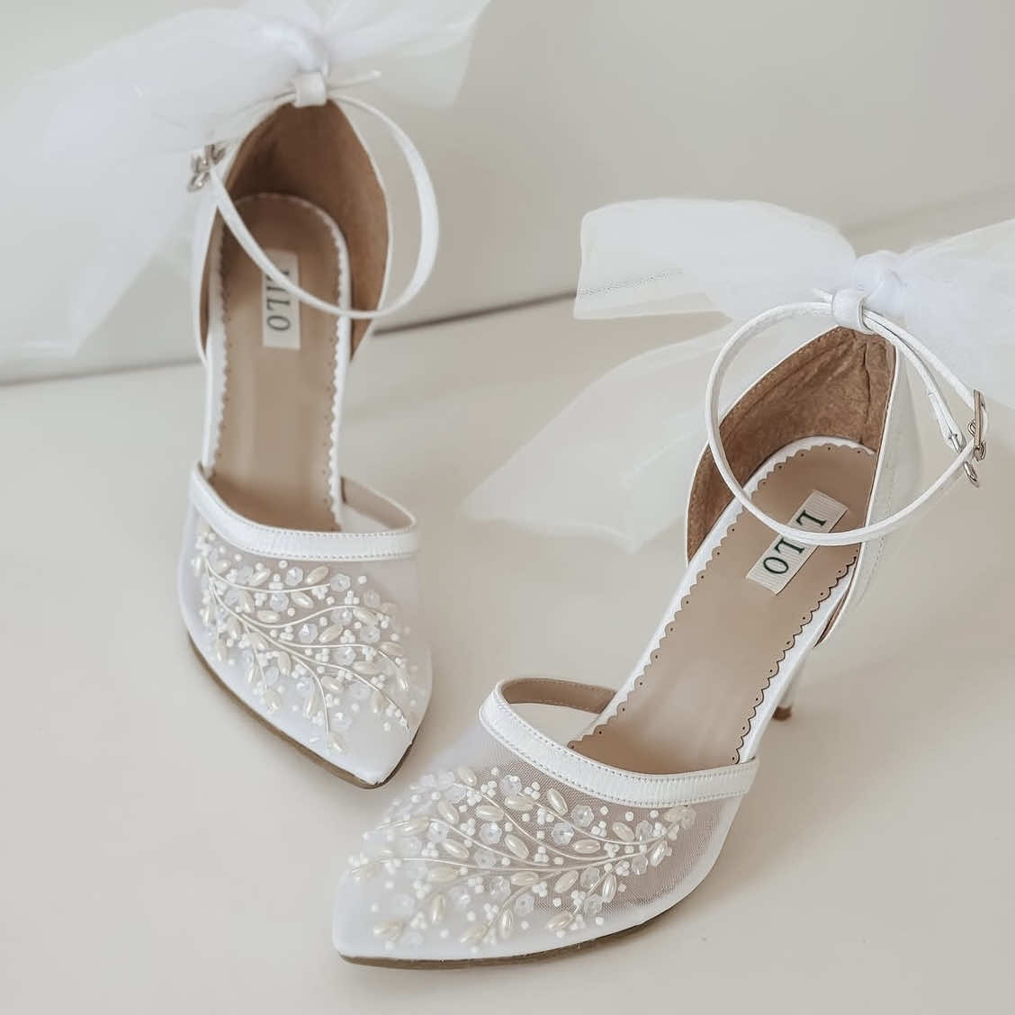 حذاء هاند ميد مصنوع من ايادي عراقية ينطلق من قلب العراق الى جميع انحاء العالم 🌍  للطلب والاستفسار تواصلي ويانه على واتساب الرابط موجود بالبايو  #حذاء #حذاء_نسائي #حذاء_عروسه #عرس #تصوير 