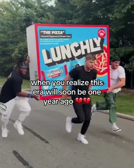 I like my cheese drippy #fyp #mrbeast #loganpaul #ksi #lunchly 