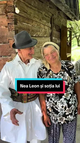 Nea Leon o cuprinde pe soția lui ♥️