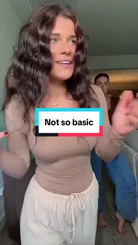 Basics are so important to make for easy style, these long sleeved tops are a must @PUMIEY #longsleeveshirt #shirt #basictee #basicshirt 