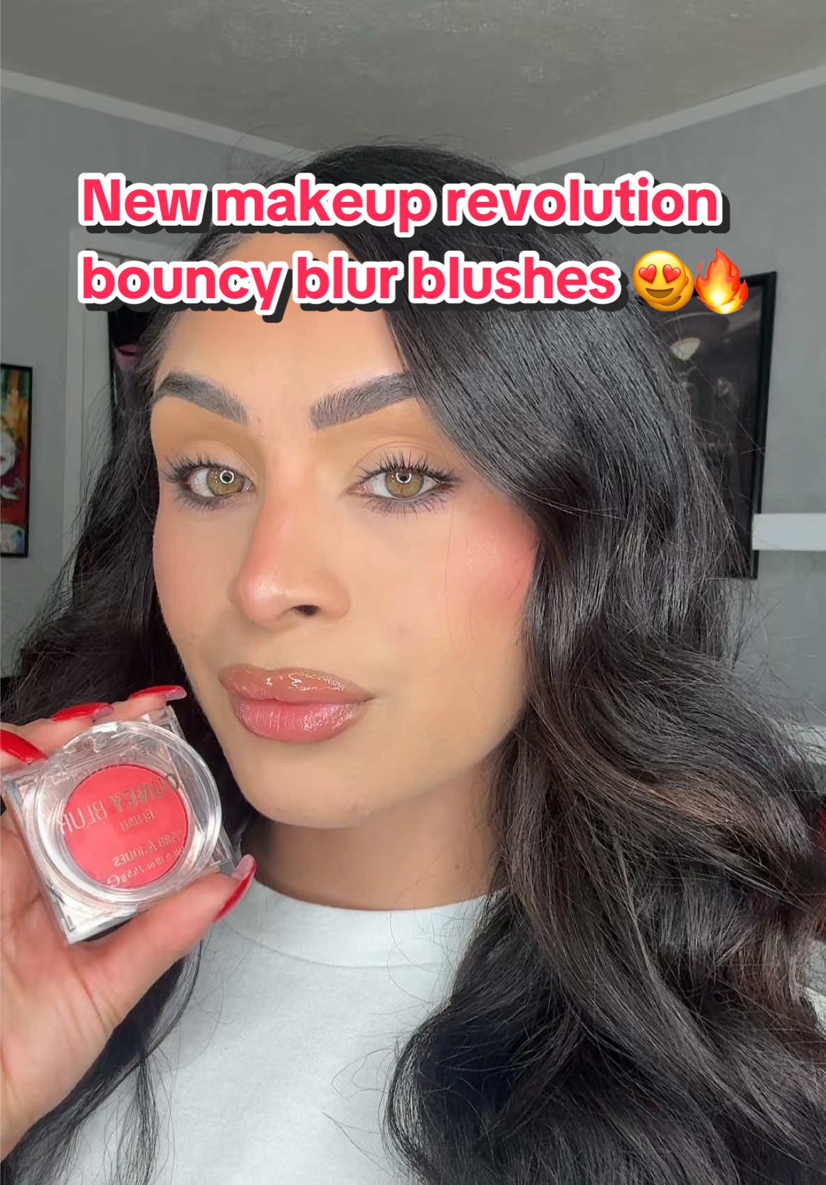 Makeup revolution bouncy blur blushes 🔥 #makeup #blush #creamblush #fyp #newmakeup @Makeup Revolution 
