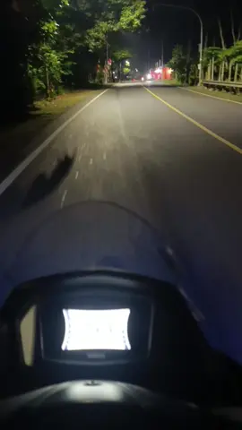 secandu itu naik motor malam malam🥹🥹#nmaxnew #2dp #welcomenmax