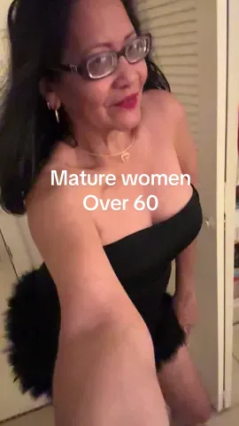 Mature women🥰 over 60 #maturewomen #maturewoman #over60 #over60style 