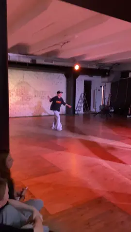 choreo by @Dima Serebrennikov 💚 thank you for this mega cool class 😍🖤 #choreo #class #dance #danceislife 