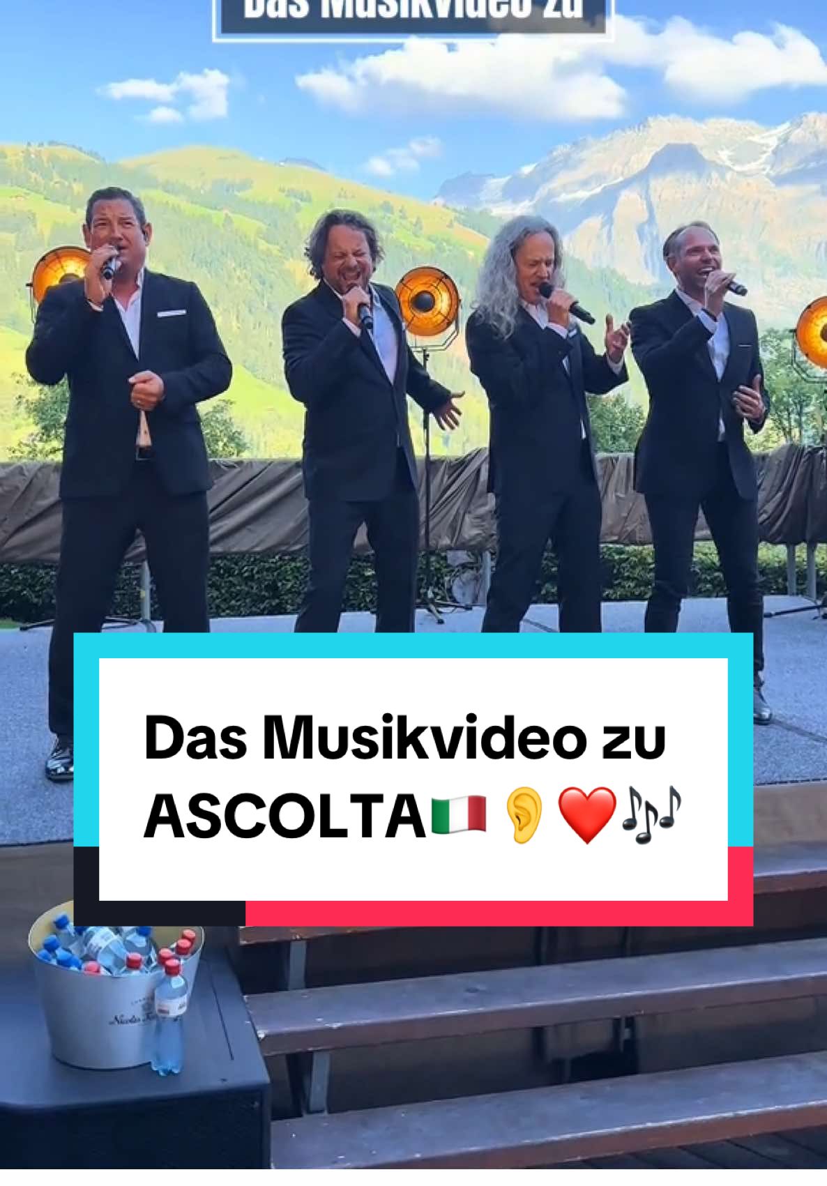 Habt ihr das Musikvideo schon gesehen?🎶🎞️ #ascolta #musikvideo #songofthesummer #italienisch #tenor 