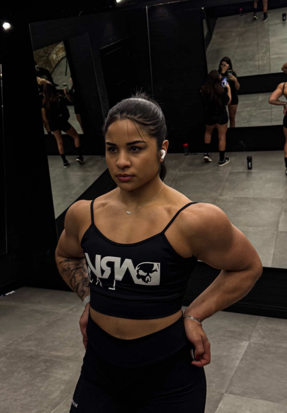 ✨ Novidade incrível! ✨ É com muita alegria e orgulho que venho anunciar que agora faço parte do time Dark Lab Suplementos 💪🔥 🏷️JUPERSONAL  #treino #academia #cutting #parceria #suplementos 