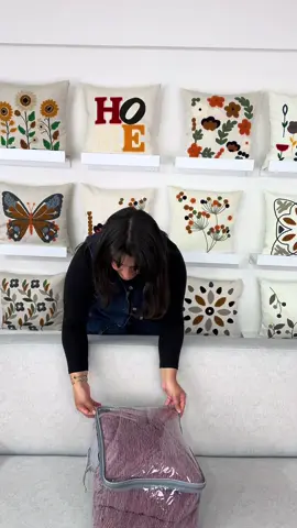 Bilgi ve sipariş için Dm veya whatsapp hattımızdan iletişime geçebilirsiniz. #kadın #salon #bohemkoltuktakımı #türkiye #reels 