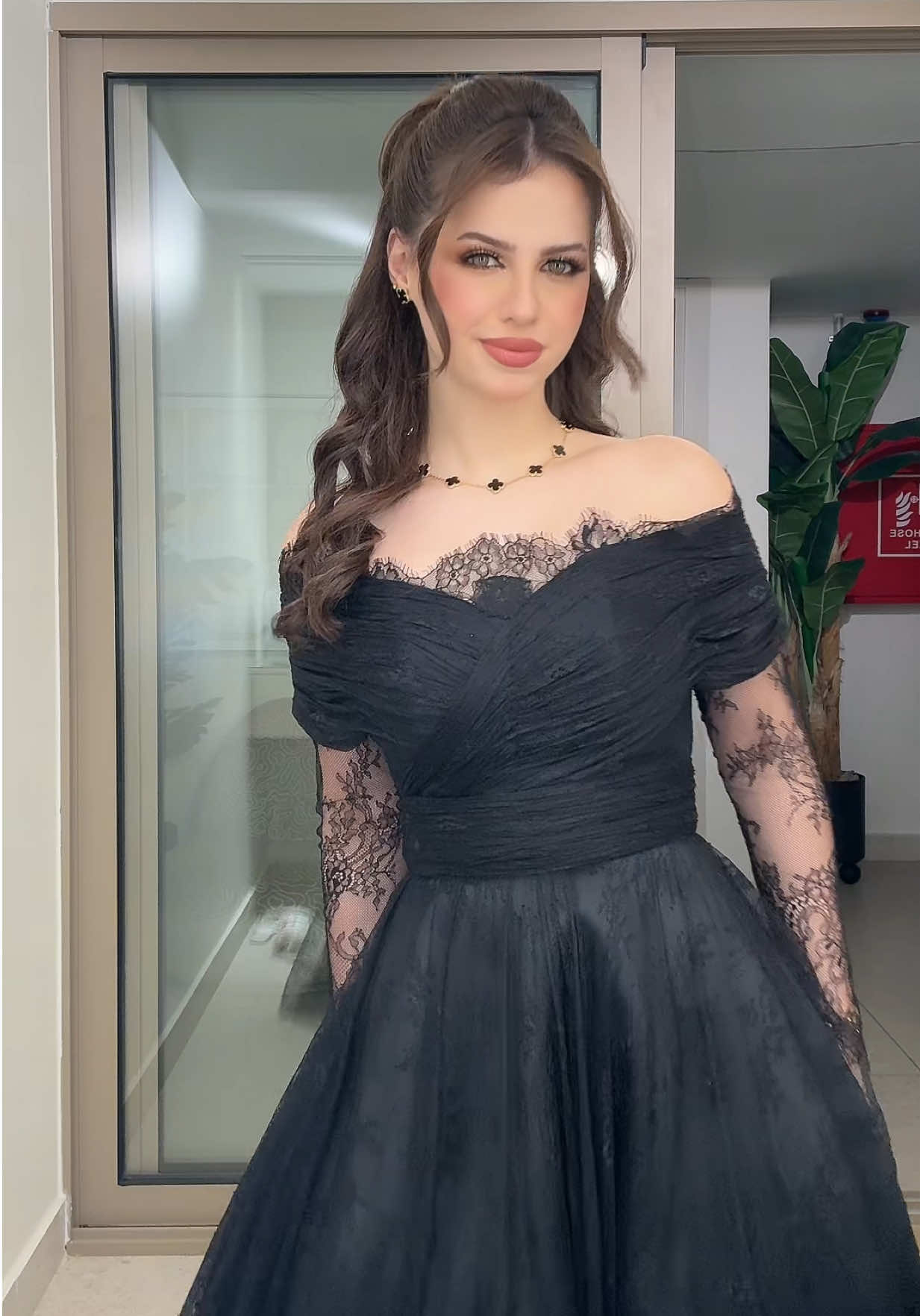 الاسود  لابقلك🫣🖤