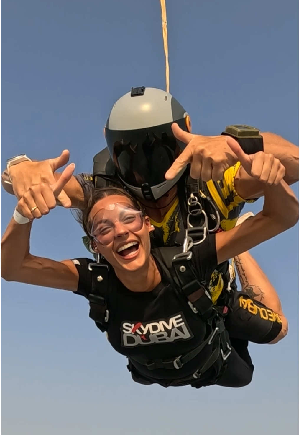 Skydive dubai 🪂 best decision ever!! @Skydive Dubai #skydiving #skydivedubai #thepalm #thepalmjumeirah 