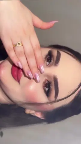 كيكاتي الجميلات #ميكب #ميكاب #عروس #عروسة #مكياج 