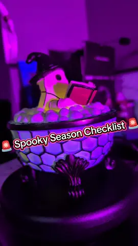 @iFlyJoyee got the most boo-tiful decor for the spooky season 🎃 #spookytok #BookTok #tiktokmademe  #halloweendecorating 