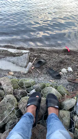 danau ranau dengan vibes nya🤩        #danauranau#promomakanmerdeka #hawadingin 