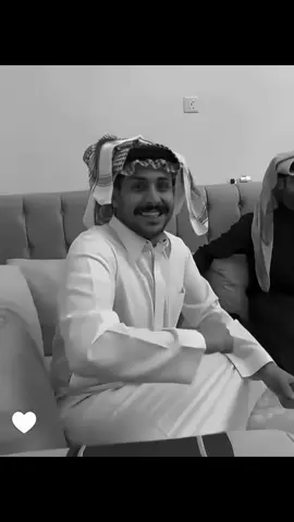 ههههههههههههههههههه🤍#مشاري_العتيبي #اصدقاء_مشاري @MsHari #fyp #explore #foryoupage 