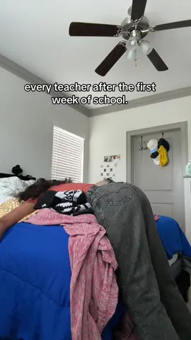 turned me every which way BUT loose #firstweekofkinder #sheeats247 