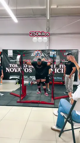 Aquí les dejo los levantamientos 💪🏻 más que satisfecho 🔥#fyp #powerlifting #paratii #sigueme #comparte 