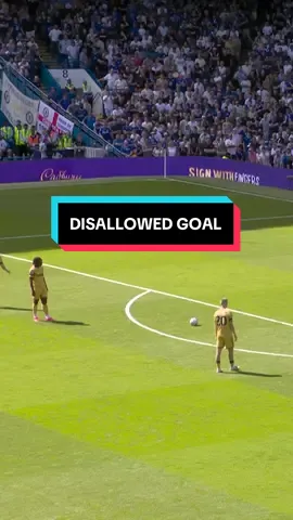 One metre away from three points 🤷... #CrystalPalace #VAR #Chelsea #PremierLeague 