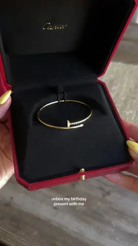 unboxing my dream bracelet 🥹❤️ #cartier #cartierunboxing #cartierjusteunclou 