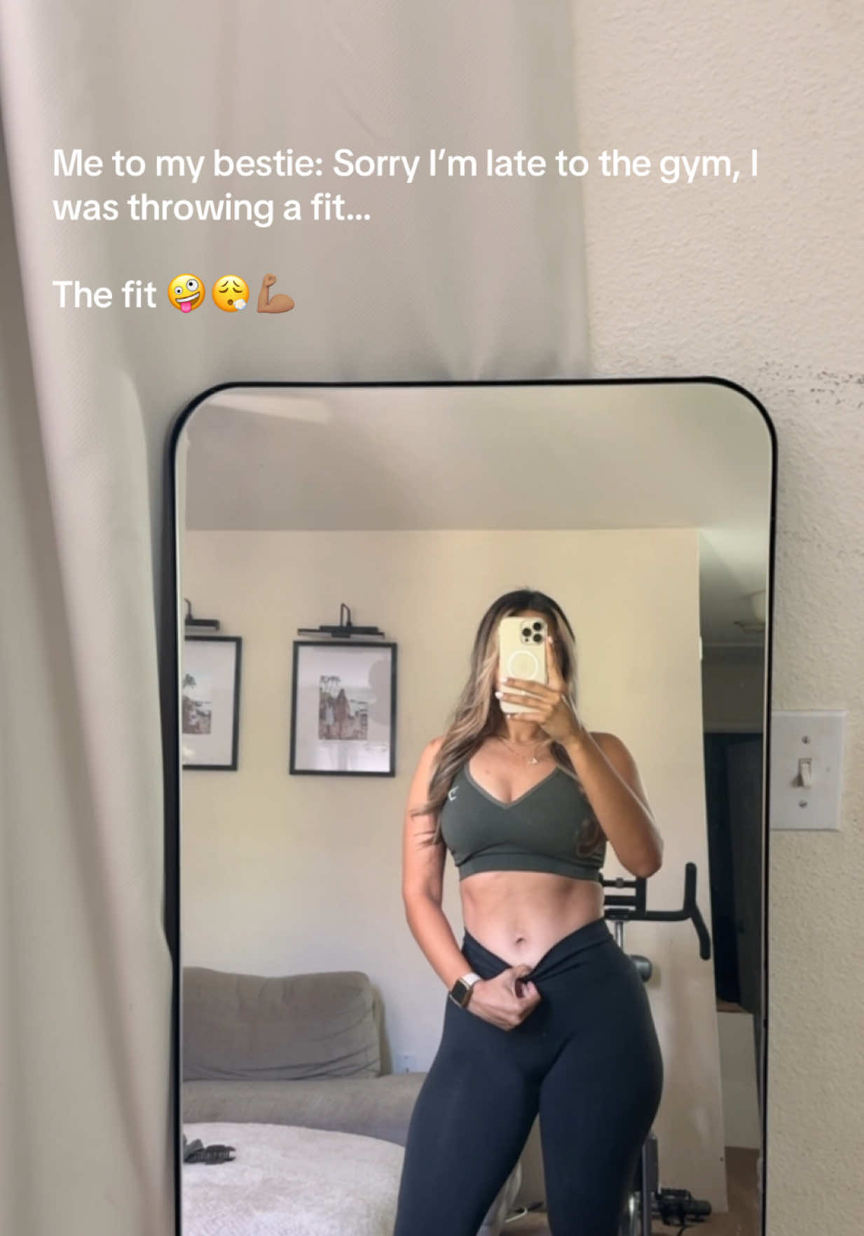 Sunday workout fit check 😇✔️ #fitmom #Fitness #mombod #workout 