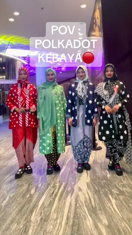 #polkadot #kebaya #kebayapolkadot #hanniehananto #showcase @FunkyKebayaCommunity &@lippomallnusantara 17 Agustus 2025