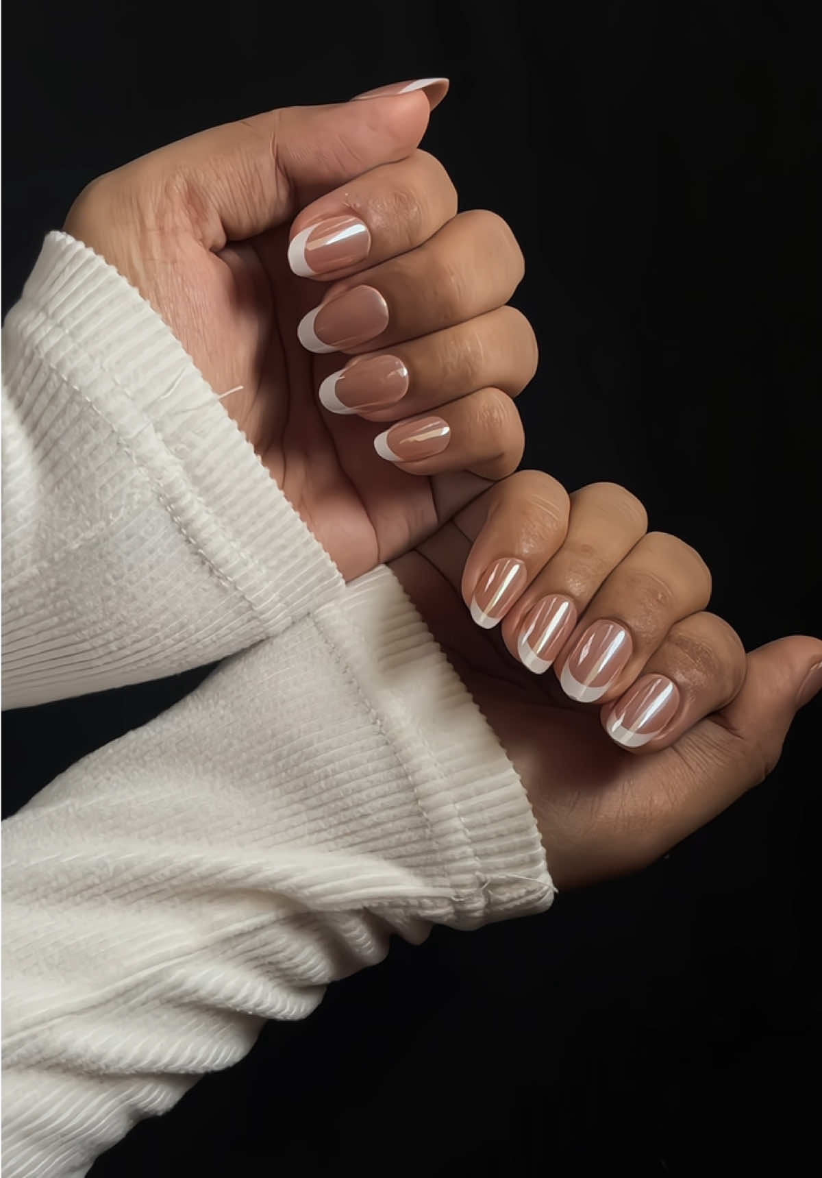 Ada stock terus beli ! Ni fake nails paling cantik i pernah jumpa seriously 😍🤍 #fakenails #fakenailsmurah #nailstiktok #kukucantik #kukupalsu 