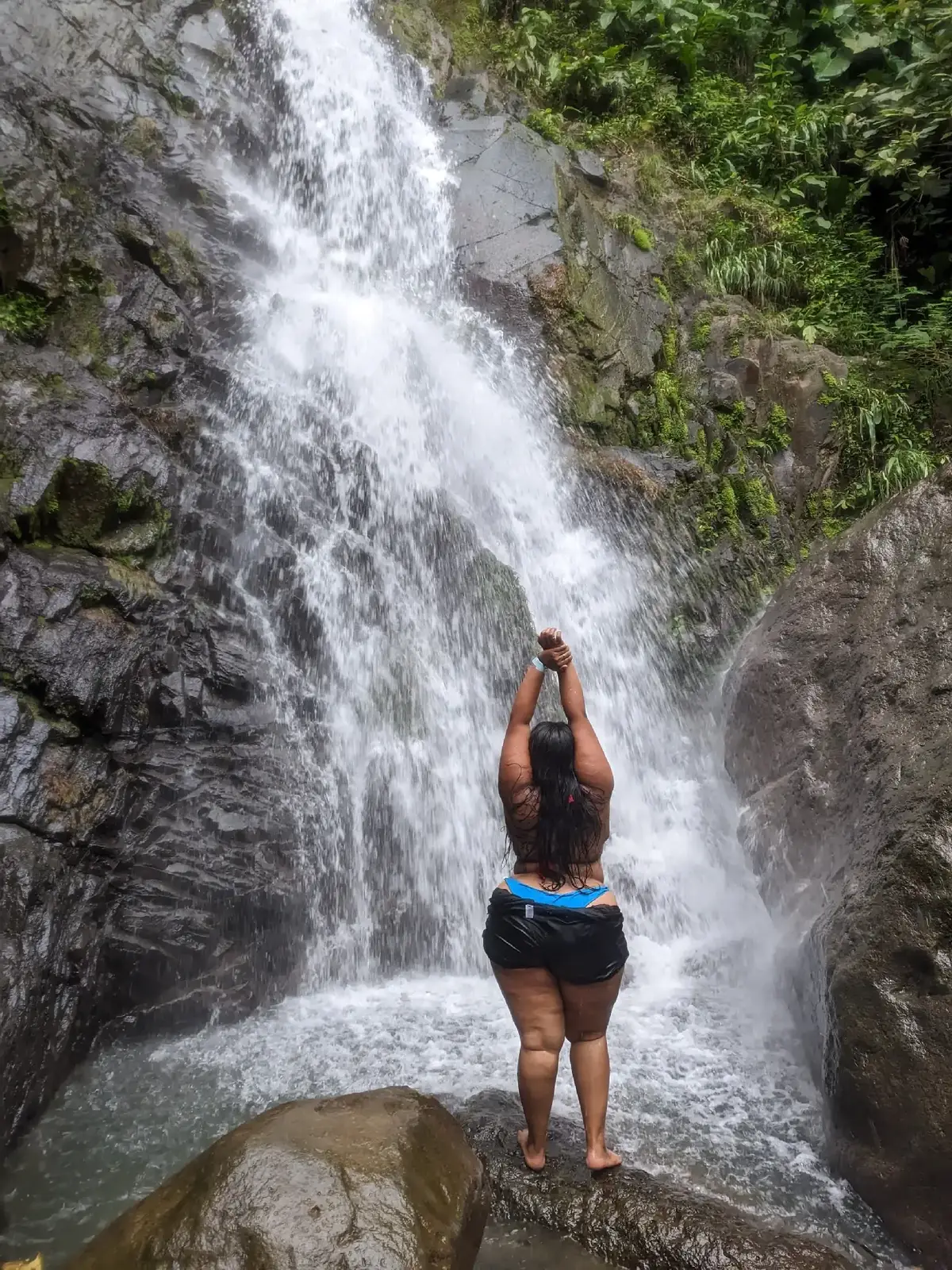 #valledeanton  #chorrerana #fyp #pty🇵🇦 #panama  Muy feliz 😍😍💙🤌🏽