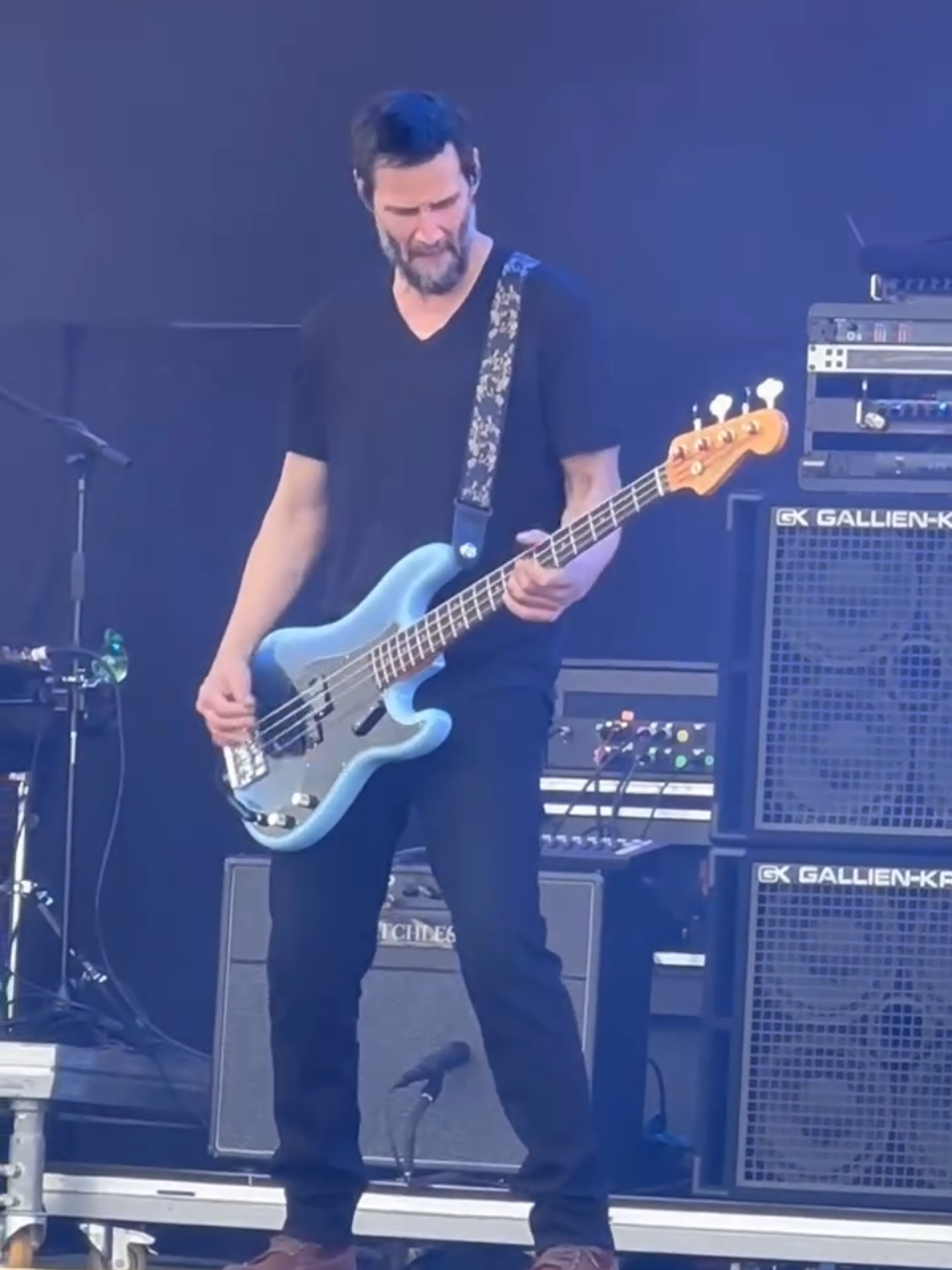 #keanureeves #rockamring #dogstar #johnwick 