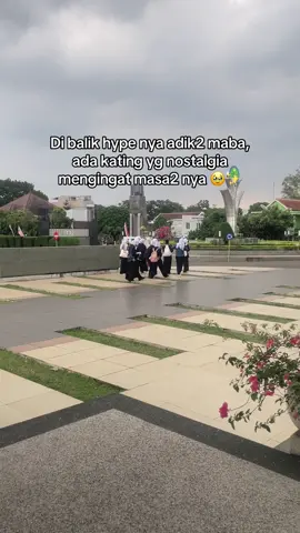 Waktu terus berjalan, semangat semuaaa ☺️🙌🏻🔥 #universitasnegerimalang #maba #kating #mahasiswa #nafinity 