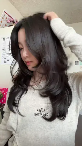 i’m so in love with my hair rn 🥴🥴 should I make a styling tutorial??? #layeredhaircut #hairinspo #hair360 #inspo 
