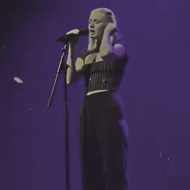 Sarah Cothran | as the world caves in #astheworldcavesin #foryoupage #subespañol #videoviral #parati #fyp #foryou #Viral #status #music #loneliness1993 
