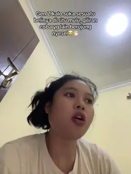 Belum pernah bosen dan muak sih, tapi kalo coba yg lain kek ada yg kurang jdi beli yg udh langganan aja😭🖐🏻 biar aman #genz #nasipadang #pedas #makan #langganan 