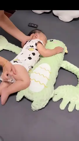 GỐI ÔM CHỐNG GIẬT MÌNH CHO BÉ SƠ SINH KHI NGỦ , GIÚP BÉ NGỦ NGON NGỦ SÂU GIẤC , CÓ CHẾ ĐỘ RU NGỦ#goiomchonggiatminh #goiomchobe #goiom #tiepthilienket #xuhuong 