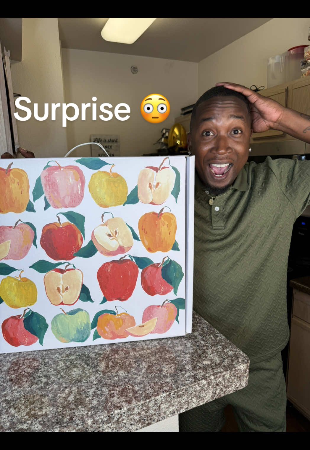 POV: I’m officially a Nama Partner 🍊🥕🥬   Just unboxed the Nama J2 Cold Press Juicer (their #1 bestseller 👀) and I’m beyond excited to kick off this health journey with y’all. Summer’s almost over, holidays are coming… it’s time to trade big plates for big juice energy 💪🏾✨ What should I juice first? Drop your suggestions ⬇️ If you’re ready to start your juicing journey, hit the link in my bio + use code PAULJR10 for 10% off. Because as I always say… it’s time to juice 🧃🙌🏾 @Nama 