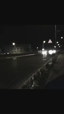 😶#مالي_خلق_احط_هاشتاق 