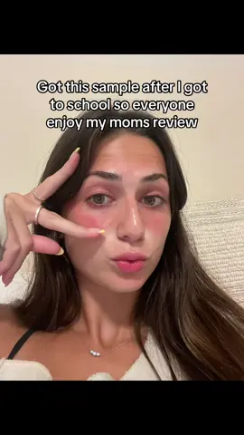 she’s so cute. girls first review!! (don’t mind her inside out shirt) 