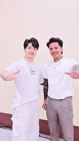 ဆရာQuangSakerဆီမှာHairperm နဲ့ပတ်သက်လို့ချစ်ကာကာတွေကိုအသစ်အသစ်တွေဖန်တီးပေးဖို့အတွက်လေ့လာသင်ယူနေတာပေါ့နော်😁😁😁#hair#beauty #views#titokmyanmar # 