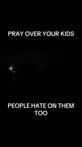 IT’S SAD A GROWN ADULT CAN ACT PETTY TOWARDS A KID FOR THE SIMPLE FACT OF WHO THE MOM/DAD IS!! IT SHOWS A LOT ABOUT THAT PERSON!!! #fyp #petty #prayoveryourkids #pray #miserable 
