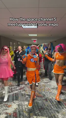 I had so much fun meeting everyone 💚 long live space channel 5!💚 #cosplay #spacechannel5 #sonicexpo #sonic 