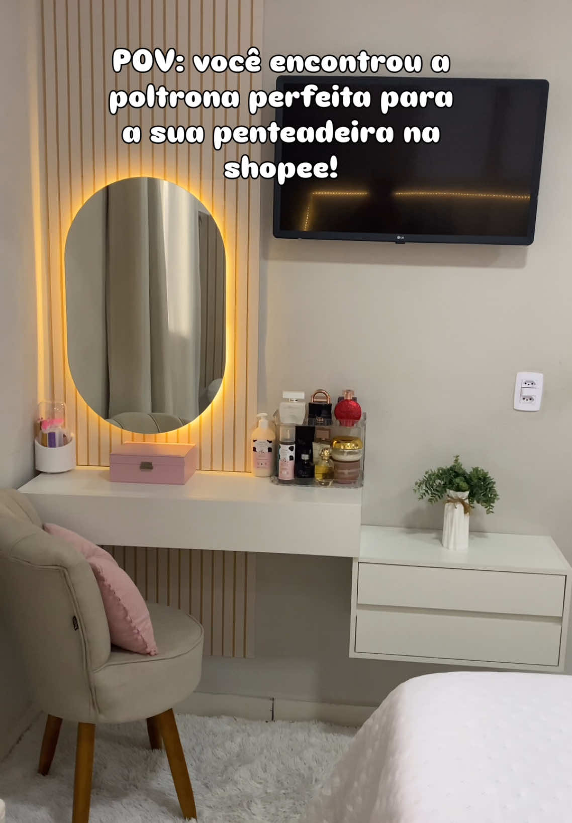 L!nk na bio 🩷 . #organizacao #casa #rosa #penteadeira #quarto 