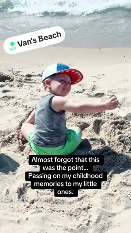 Almost forgot that this was the point. Making memories with your family. Passing down your childhood memories in the same spot 30 years ago to your kids. #memories #fyp #leland #michigan #vacations @🔅🧿Cally19🔮🔅 I love this life with you. 