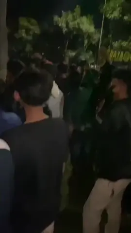 bonek dan aremania sudah bersatu apakah awal dari perdamaian #bonek #arema  #rivalsehat #tragedikanjuruhan2022 