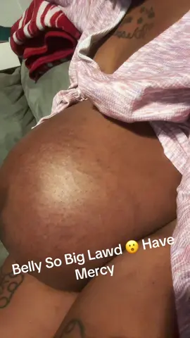 #pregnantwithtwins #twinmomlife #gladitsover #bellysobiglordhavemercy 