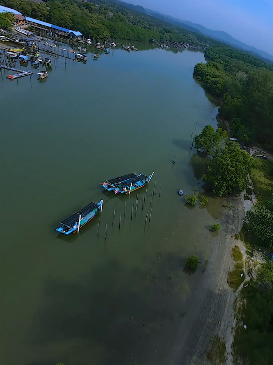 Kuala Sungai Balok, Kuantan. #tourismmalaysia #fpvcinematic #fpvdrones ##tourismpahang #kuantan 
