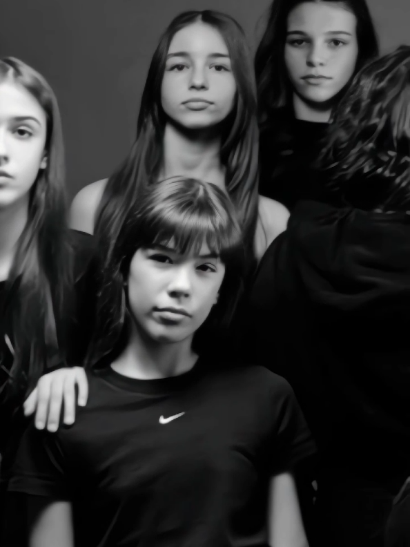 tiba' dinginn🥶#form8 #serbia🇷🇸 #korbankosta #fyppageforyoupage #bismilahfyp 