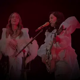 Todo sería tan diferente si tú me quisieras ❤️‍🩹😭 #situmequisieras #monlaferte #belinda #parati #fyp 